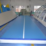 Manufacturer wholesale 5m*1m*0.1m inflatable airfloor air workout mat
