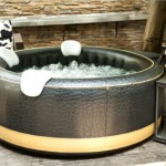 Hydrotherapy tub bath spa with heat bubble jacuzzi