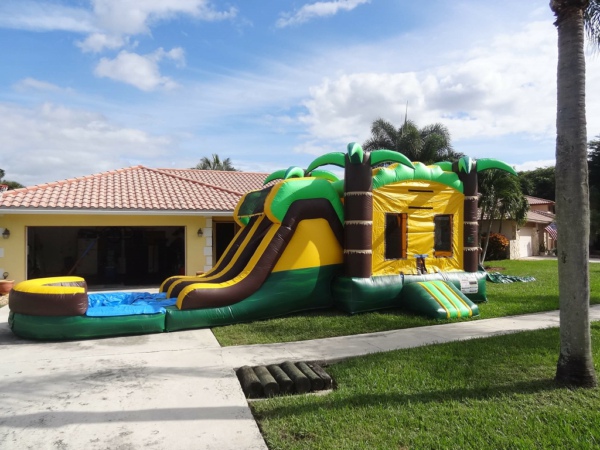 Tropical Rush bouncy castle