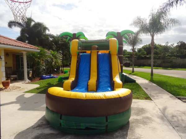 Tropical Rush bouncy sport house