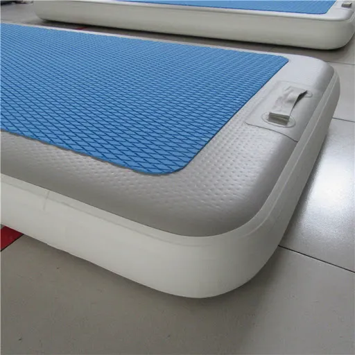 What are the lining and inner material of pull push tent